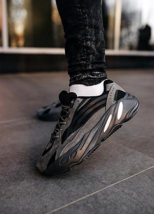 Adidas yeezy boost 700 black2 фото