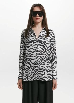 Блуза с леопардовым принтом1 фото