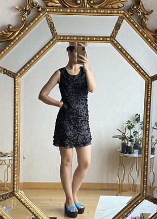 Платье мини черного цветка аппликация бисер индпошив4 фото