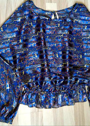 Летюча миш блузка дуже крута.