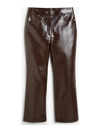 Отличные брюки из искусственной кожи неординарного бренда из швеции monki.1 фото