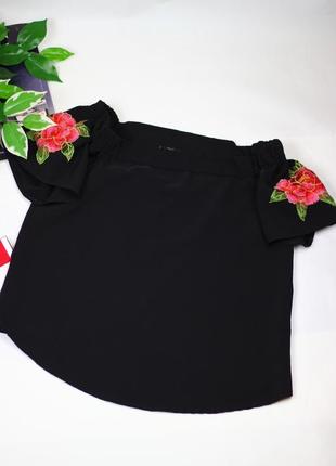 Блуза топ с вышивкой открытые плечи1 фото