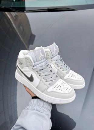 Кеди nike air jordan retro 1 silver strip