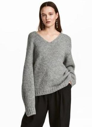 Об'ємний светр оверсайз h&m сірого кольору10 фото