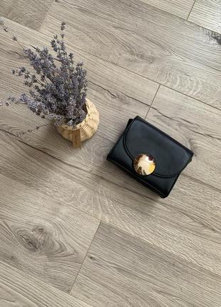 Маленькая сумочка клеч