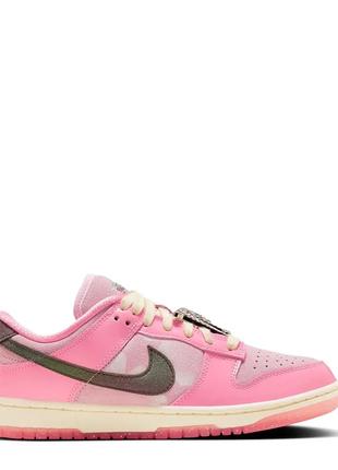 Кроссовки nike dunk low lx barbie