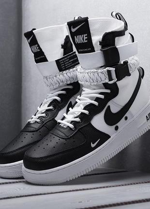 Мужские кроссовки Boys Nike Youth Size 4.5 force 1 (біло/чорні)