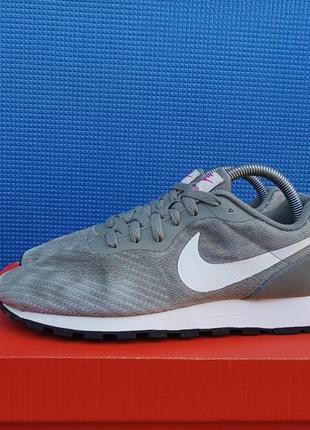Nike md runner 2 - кросівки оригінал (40/25.5)