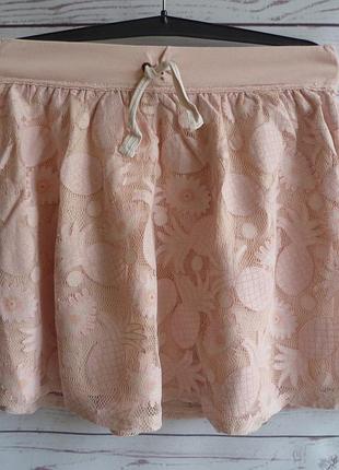 Юбка нежно-персиковая с ананасами