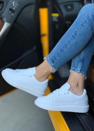 Жіночі білі кросівки alexander mcqueen, александр маквин белые женские кроссовки