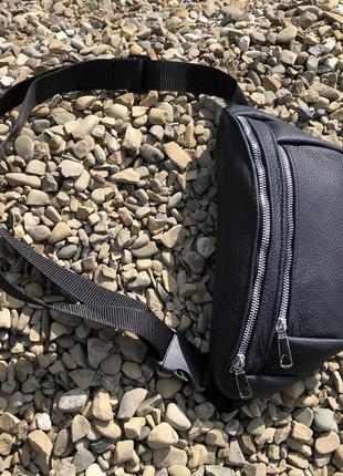 Бананка из натуральной кожи. отличное качество сумки на пояс. модель: 74132