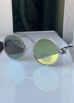 Нові сонцезахисні окуляри asos