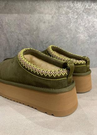 Жіночі уггі ugg tazz slipper platform «burnt olive»4 фото