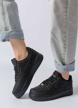 Женские черные кожаные кроссовки в стиле nike air force 1 🆕 найк аир форс7 фото