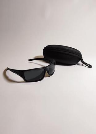 Спортивные солнцезащитные очки