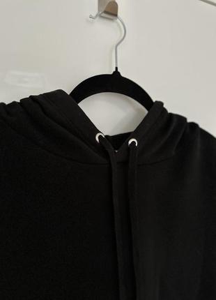 Базовое черное худи h&amp;m с капюшоном, без утепления3 фото