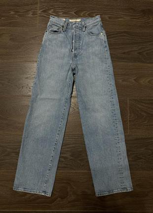 Голубые джинсы premium levis ribcage straight размер 23 самый маленький6 фото