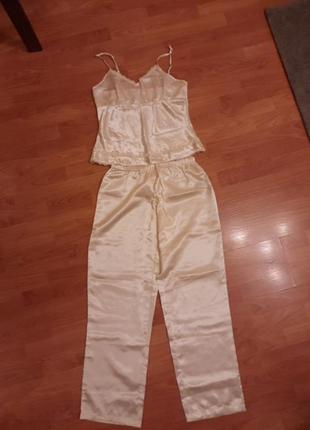 Атласный комплект