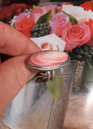 Кільце перстень рожева мушля перламутр, сріблястий,важкий