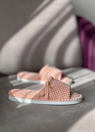 Кімнатні капці амелі персикові