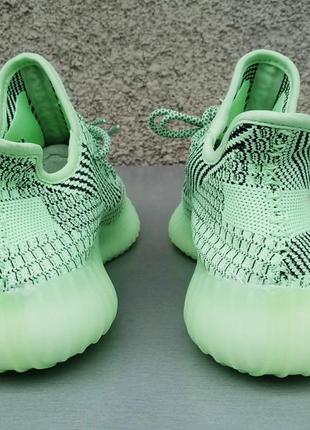 Adidas yeezy boost 350 reflective кросівки жіночі салатові7 фото