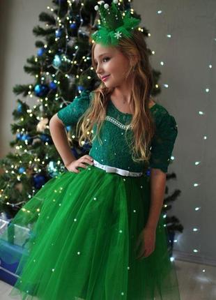 Нарядное платье зеленого цвета (можно использовать как наряд для елки)2 фото