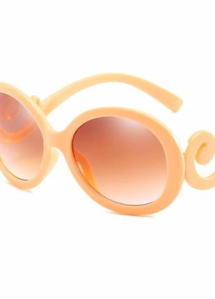 Розпродаж! тренд сезону! дуже стильні окуляри!