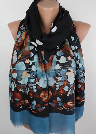 Ніжний жіночий шарф на подарунок4 фото