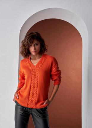 Джемпер женский с вертикальными косами вязанный всесезонный свитер с v образным вырезом теплый стильный свитер1 фото