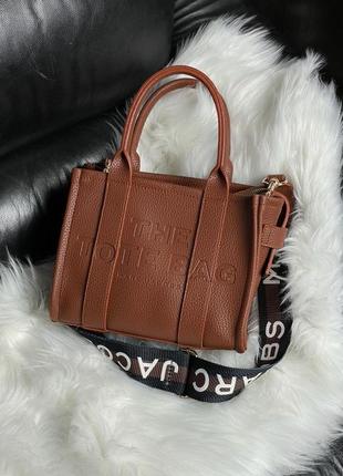 Женская сумка marc jacobs the tote bag mini brown5 фото