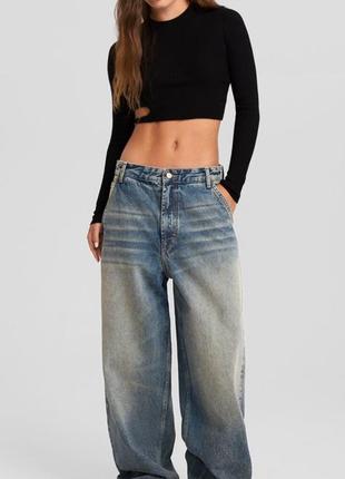 Джинсы bershka с эффектом выцветания skater jeans bershka1 фото