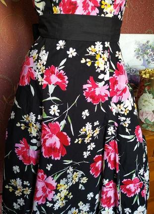 Чорна пишна сукня міді з квітковим принтом з пояском від f&f3 фото