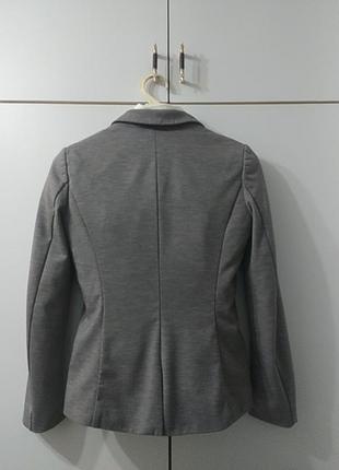 Піджак приталений трикотажний сірий на підкладі5 фото