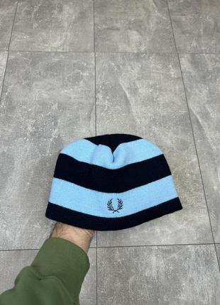Шапка fred perry