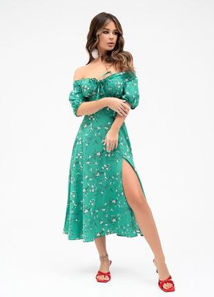 Зеленое платье с открытыми плечами, размер l
