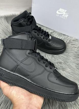 Nike air force новые кожаные кроссовки, оригинал размер 38,5; 39