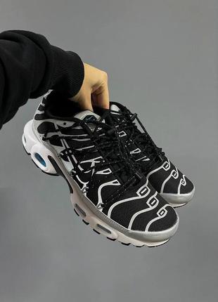 Кроссовки найк тн nike air max tn plus lace toggle black grey