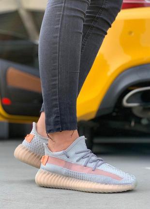 Стильные женские кроссовки adidas yeezy boost 350 true form в сером цвете9 фото