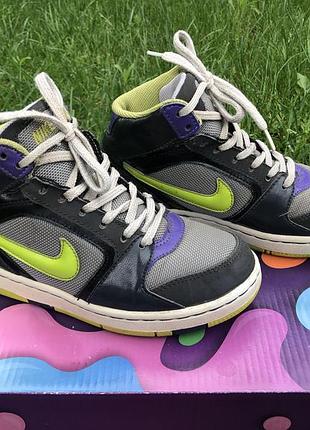 Кросівки nike