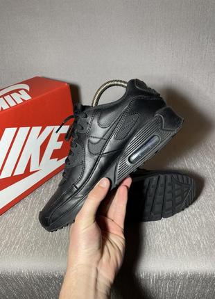 Шкіряні оригінальні кросівки nike air max6 фото