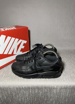 Шкіряні оригінальні кросівки nike air max