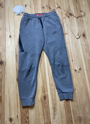 Спортивные штаны nike tech fleece pack xs