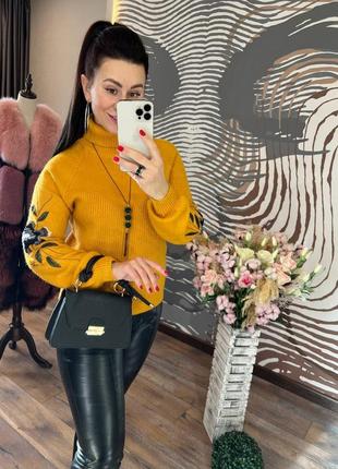 3 кольора!! красивый теплый свечер с закрытой горловиной