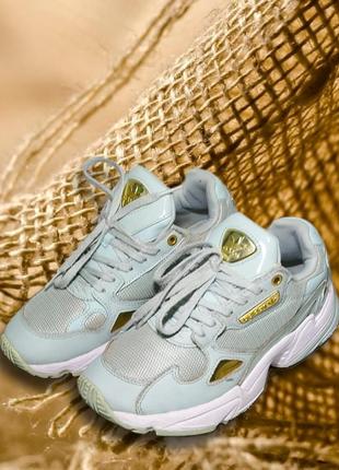 Классные кожаные кроссовки adidas falcon w. размер 36.1 фото