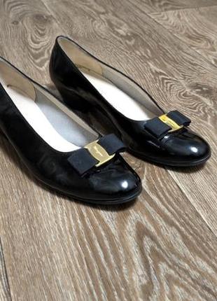 Женские дизайнерские туфли salvatore ferragamo1 фото