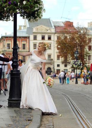 Весільна сукня від оксани мухи