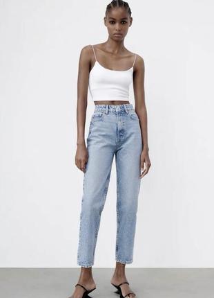 Джинсы zara женские. mom jeans high rise брюки