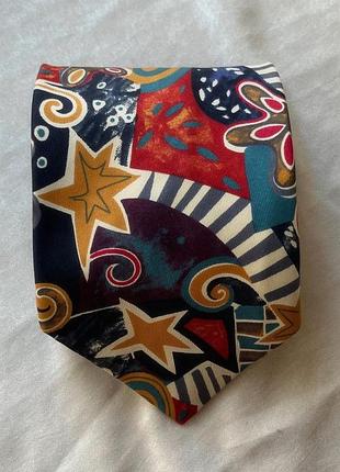 Галстук имеет довольно необычный принт. это тоже st. michael и marks &amp; spencer шелк