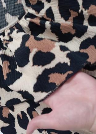 Блузка тигровая на резиночке и с рукавами воланами5 фото