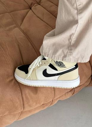 Шикарные кроссовки nike air jordan 1 retro beige black бежевые с чёрным унисекс 36-45 р4 фото